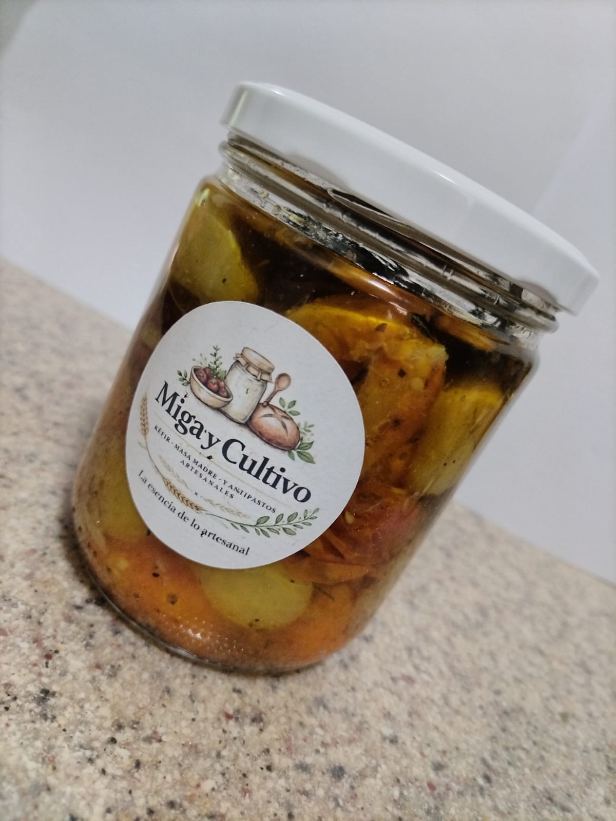 Tomates al horno con ajo e hierbas